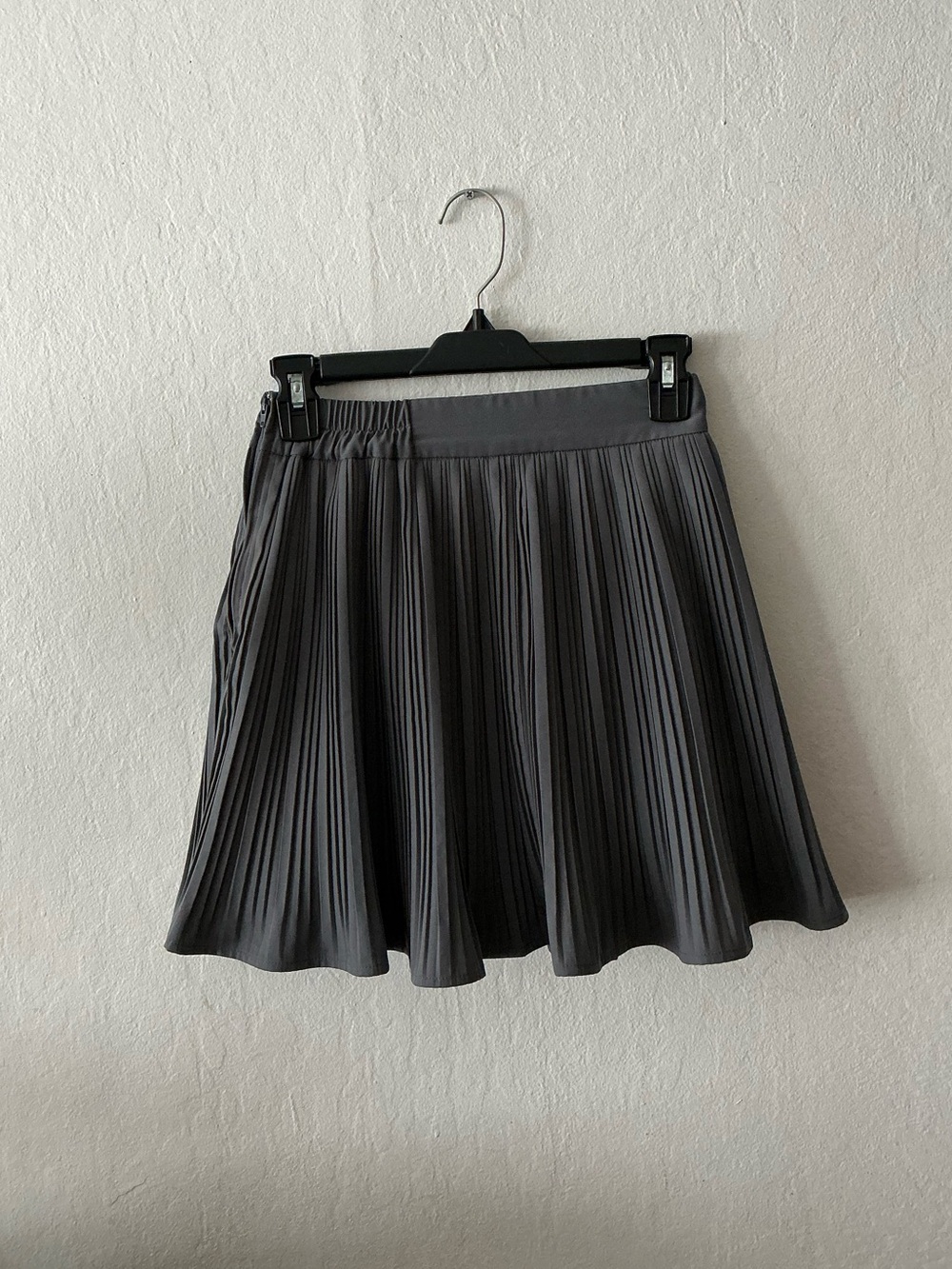 Majestic Legon Japan Wrinkle Mini Skirt - Picture 2 of 10